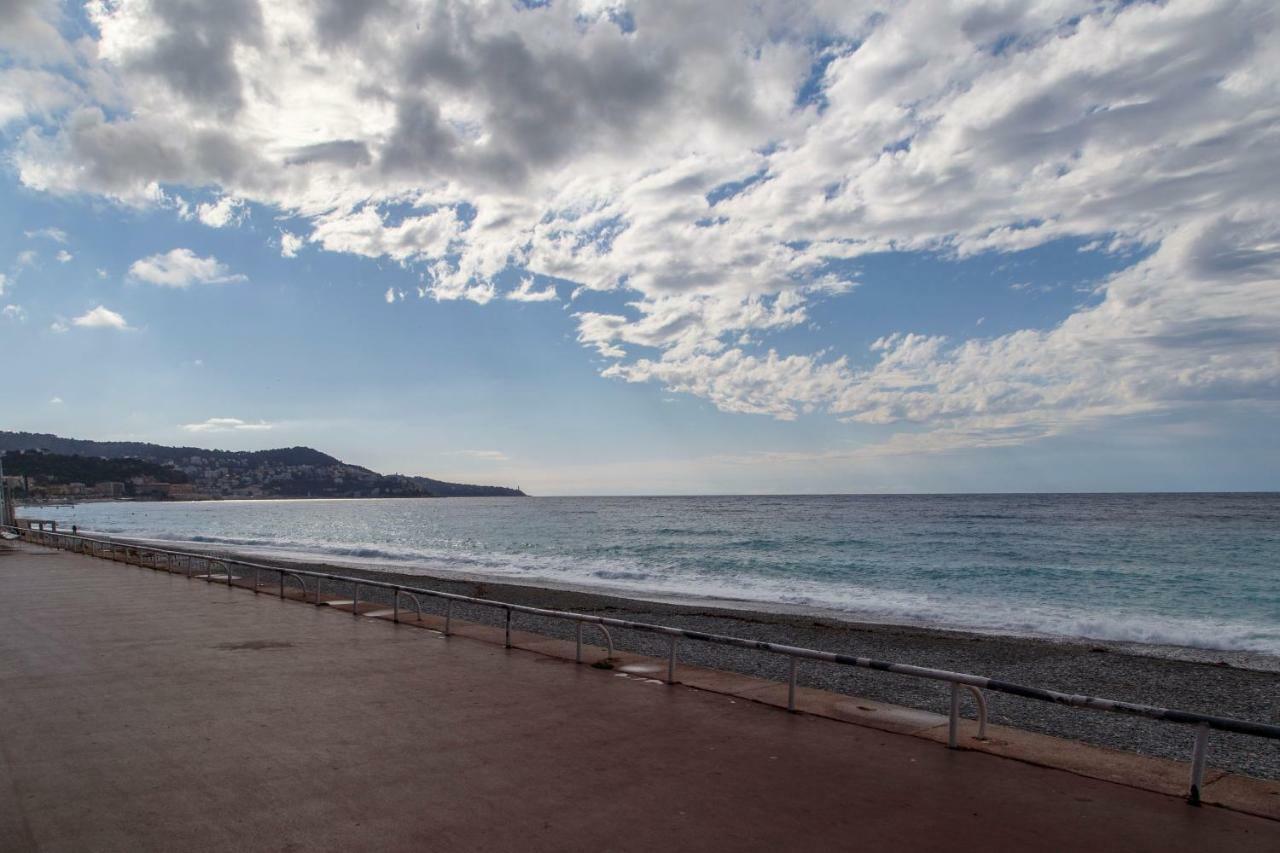 100M From The Sea Nice Exterior foto